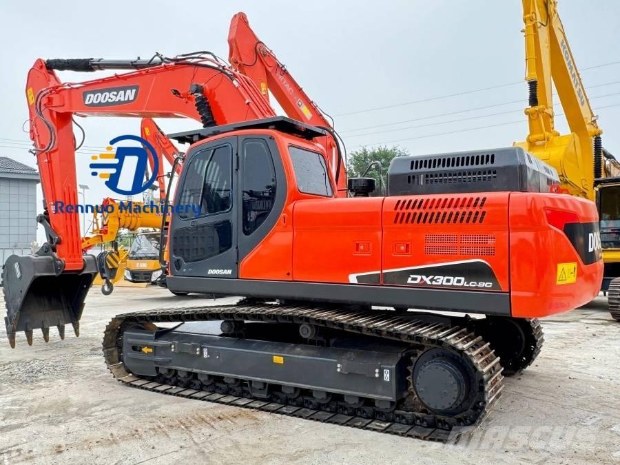 Doosan DX 300LC-9C Telakaivukoneet