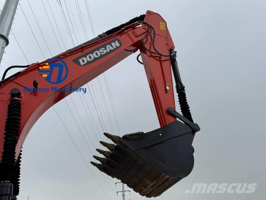 Doosan DX 300LC-9C Telakaivukoneet