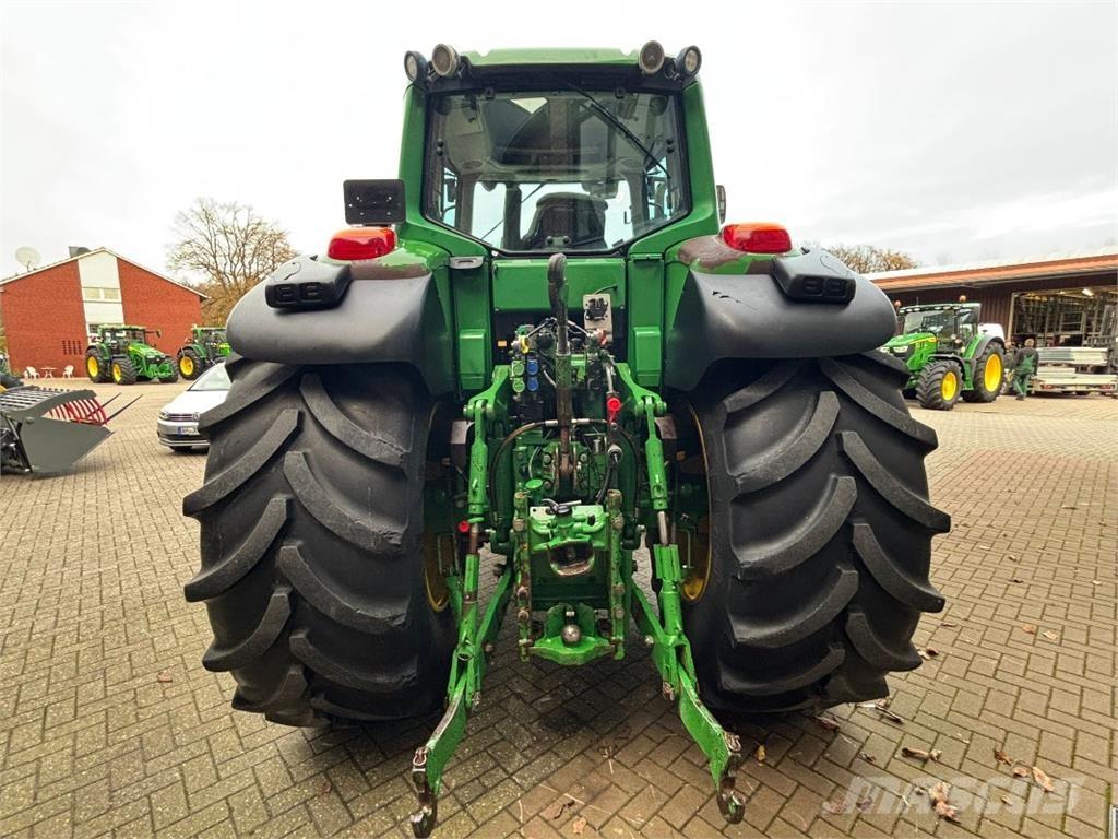 John Deere 7530 Traktorit