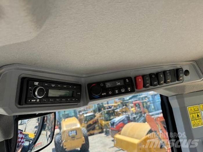 CAT 908 Pyöräkuormaajat