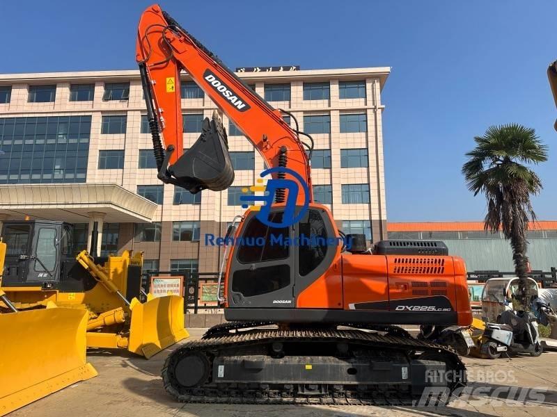 Doosan DX 225 LC-9C Telakaivukoneet