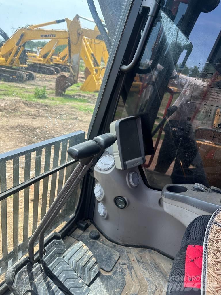 Volvo EC250D Telakaivukoneet