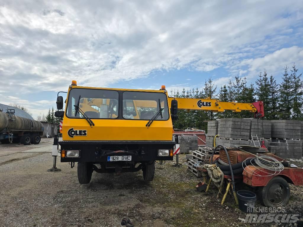Coles 25/28T crane Mobiilinosturit