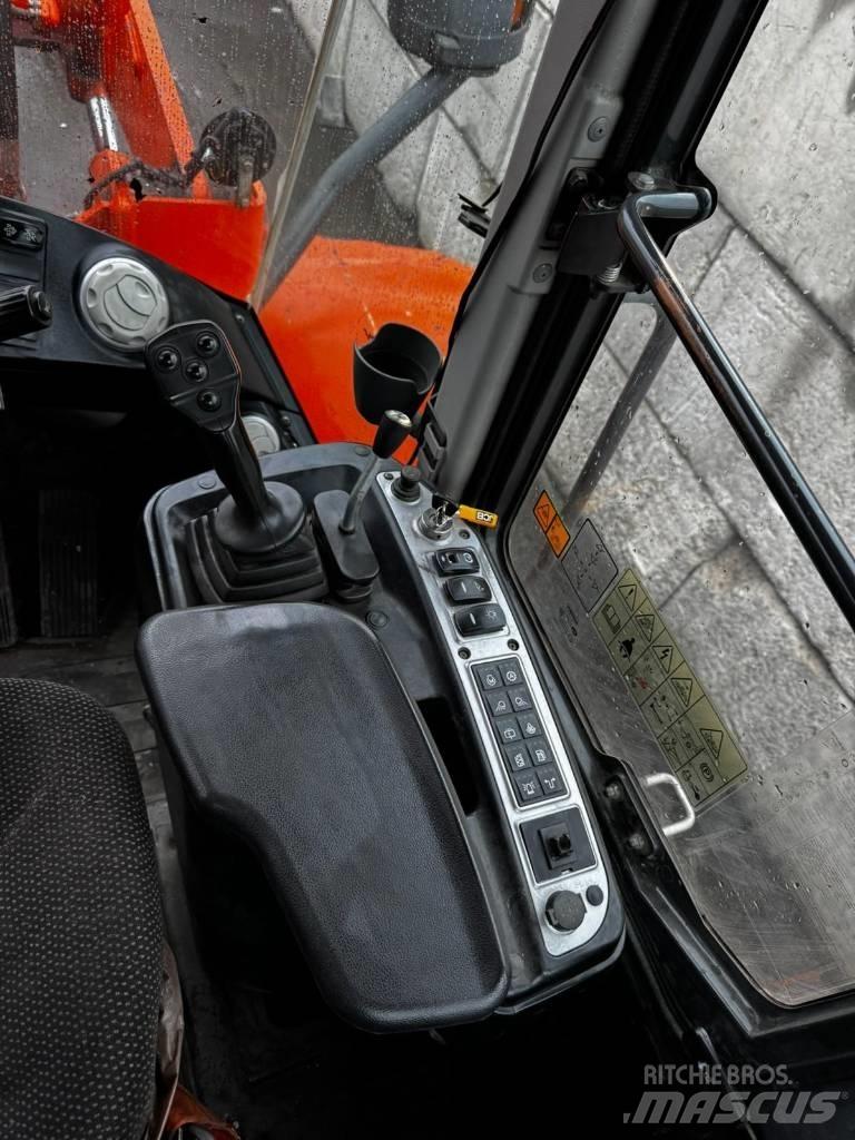 Doosan DL250-5 Pyöräkuormaajat