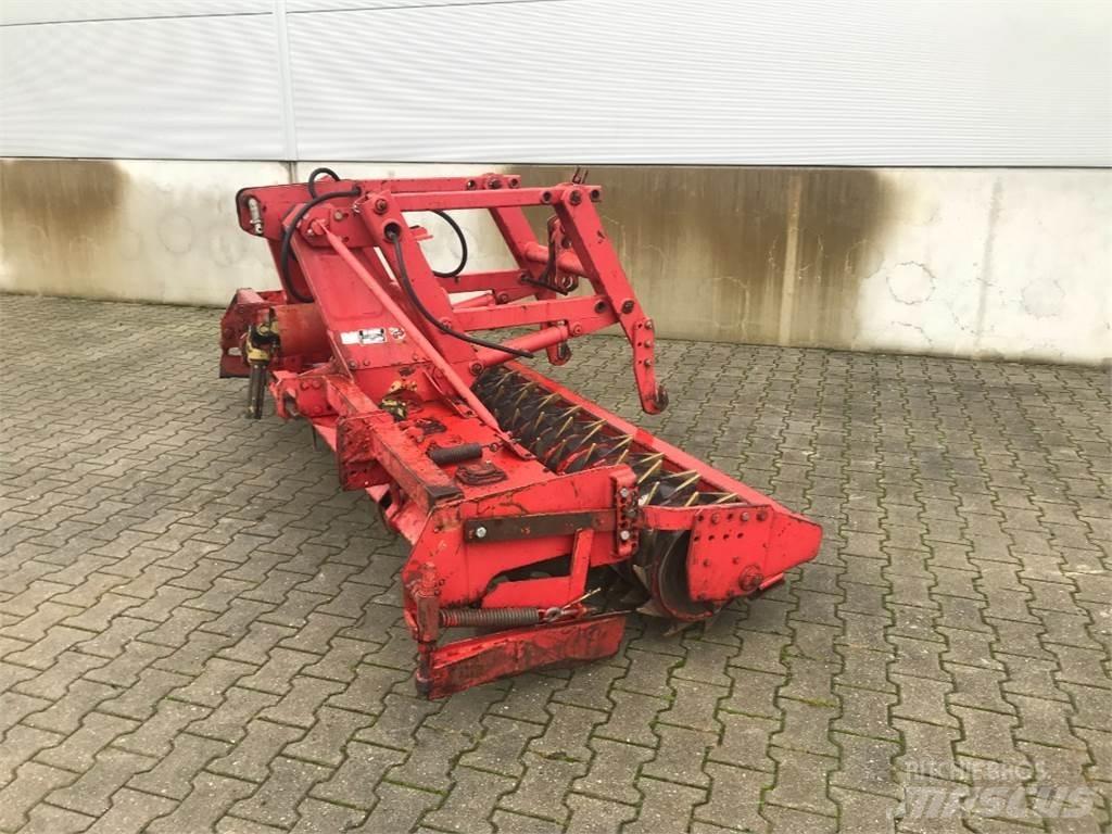 Krone KES 121-3000 Jyrsimet
