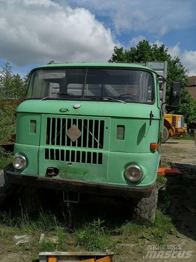 IFA W50 LA Traktorit