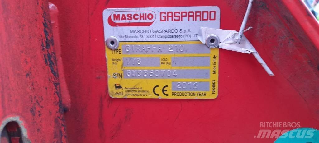Maschio Giraffa 210 Kesantoleikkurit ja -murskaimet