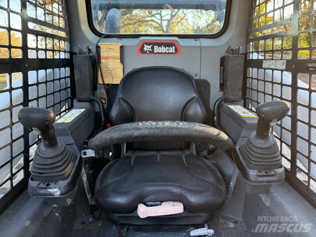 Bobcat T 64 Liukuohjatut kuormaajat
