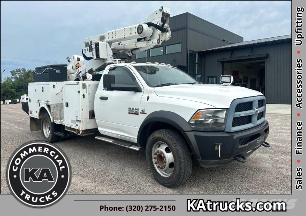 RAM 5500 TRADESMAN Nostolava-autot
