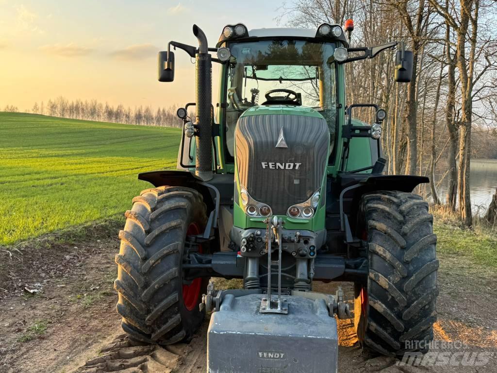 Fendt 822 Vario Traktorit