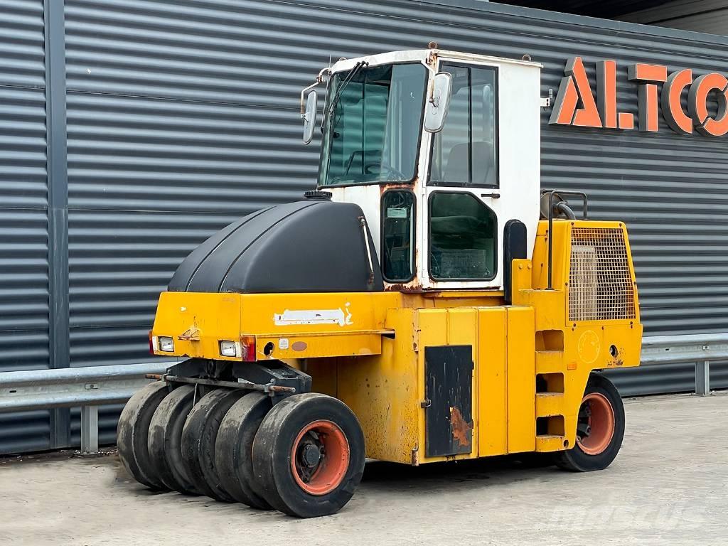 Dynapac CP 142 Kumipyöräjyrät