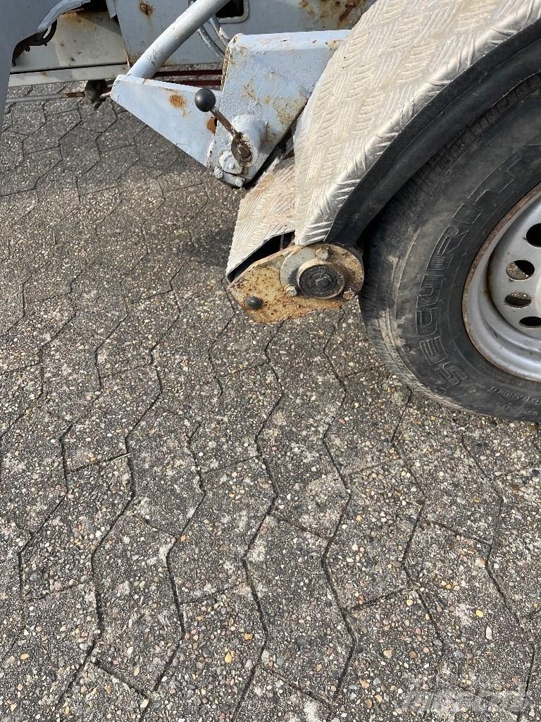 Omme Mini 12 EBJ Hinattavat henkilönostimet