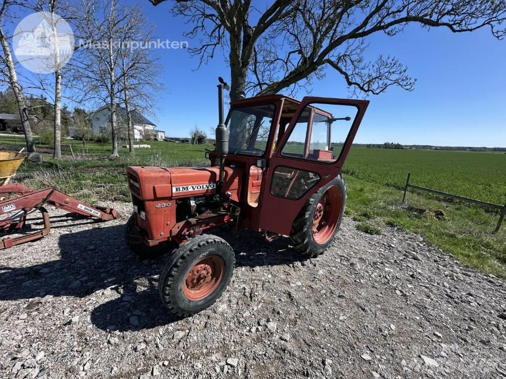 Volvo BM 430 Traktorit