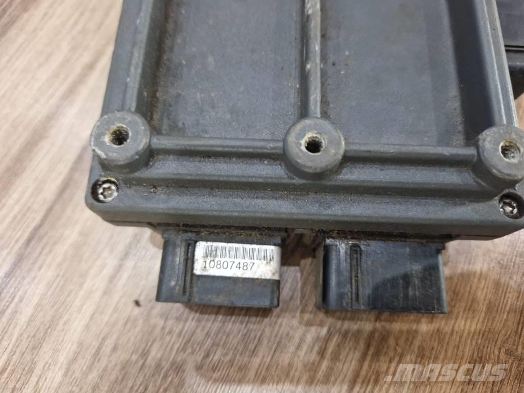 Ponsse 1631675 Sähkö ja elektroniikka