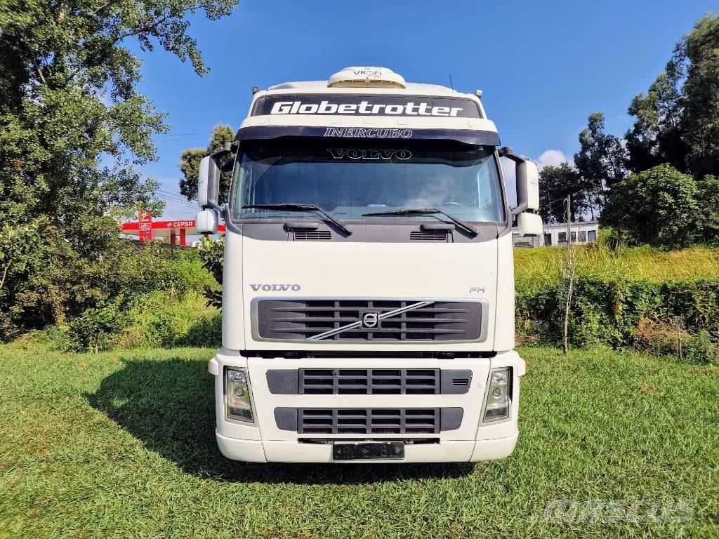 Volvo FH 13 440 Vetopöytäautot