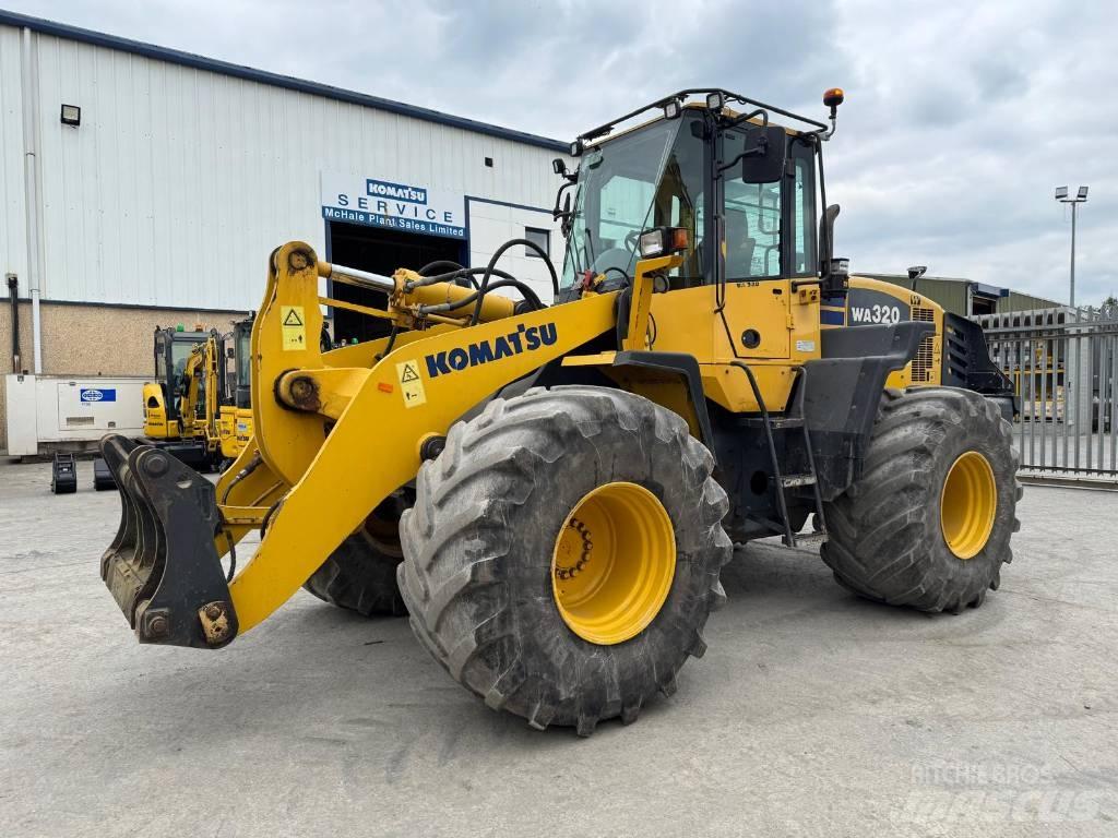 Komatsu WA320-5 Pyöräkuormaajat