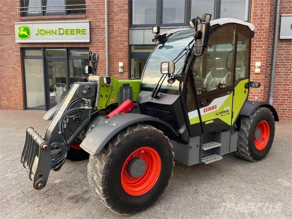 CLAAS Scorpion 635 Kurottajat
