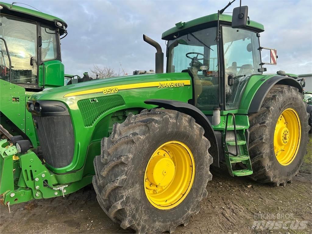 John Deere 8420 Traktorit
