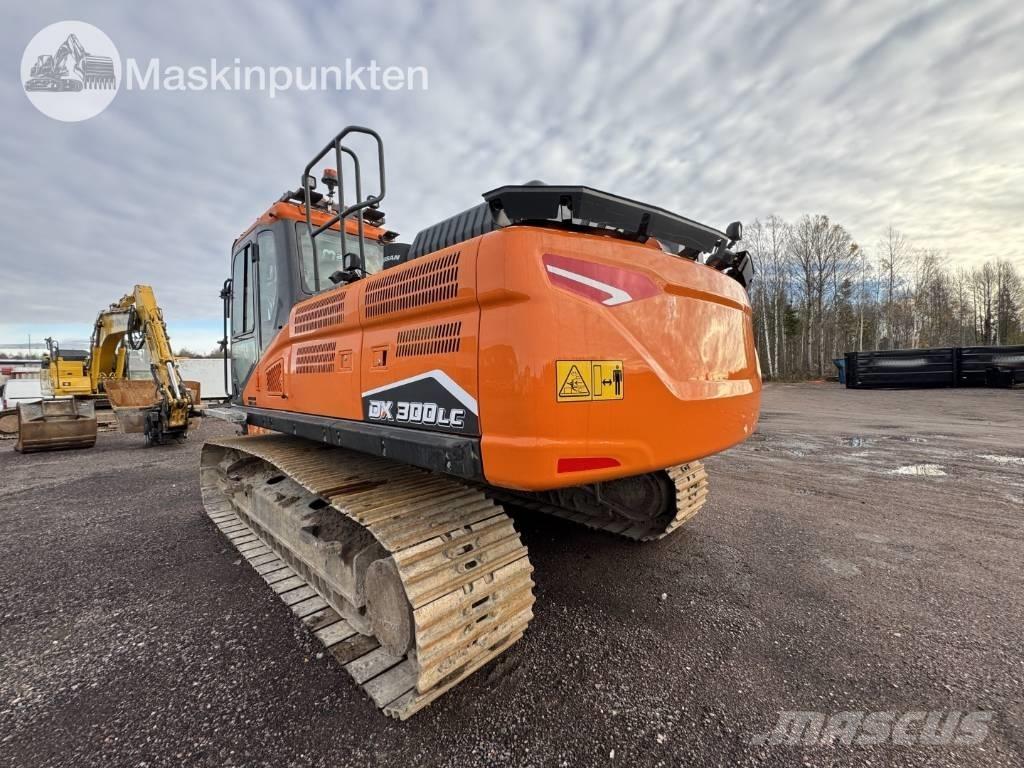 Doosan DX 300 LC Telakaivukoneet