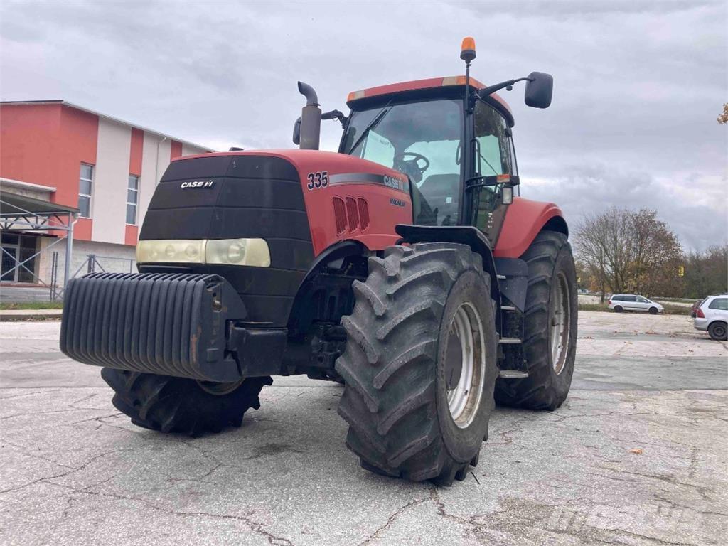 Case IH magnum 335 Traktorit