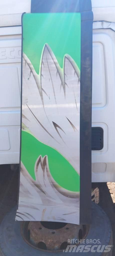 Scania G 400  1804935 Ohjaamot ja sisustat