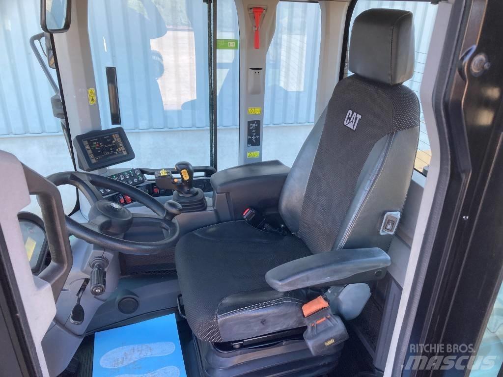 CAT 938M Pyöräkuormaajat