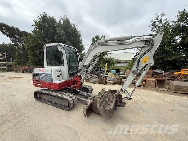 Takeuchi TB 235 Minikaivukoneet < 7t