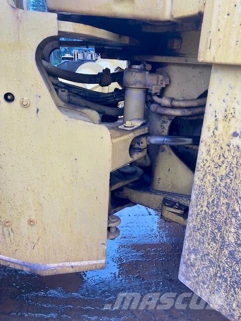 CAT 966 F II Pyöräkuormaajat
