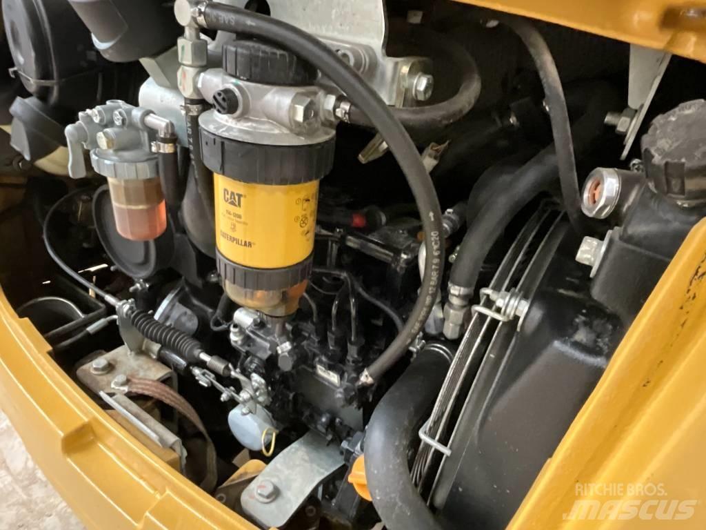 CAT 301.7 D Minikaivukoneet < 7t