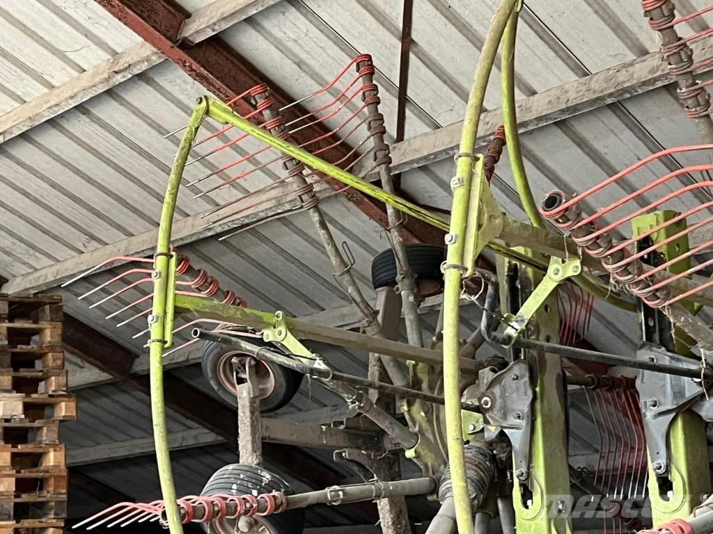 CLAAS Liner 2700 Karhottimet