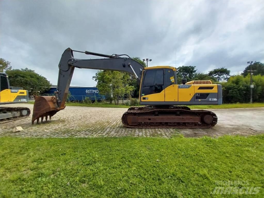 Volvo EC 220 DL Telakaivukoneet