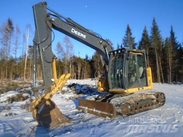John Deere 135 G Telakaivukoneet