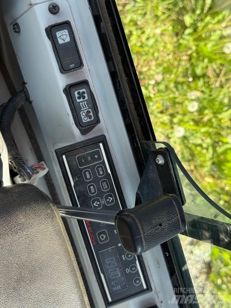 Takeuchi TB 216 Mini excavators < 7t (Mini diggers)