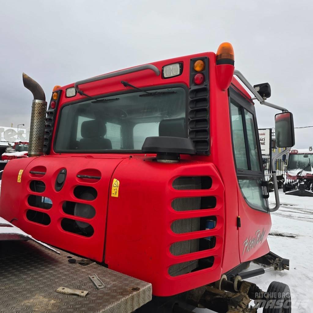 Kässbohrer PB 300 Rinnekoneet