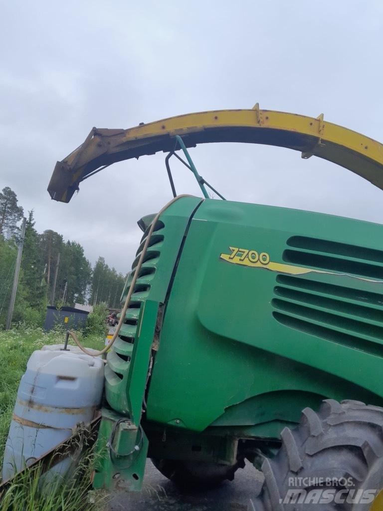 John Deere 7700 Ajosilppurit