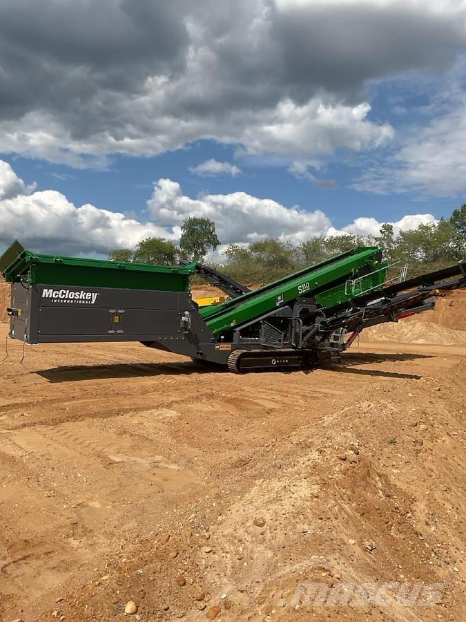 McCloskey S110 Seulat