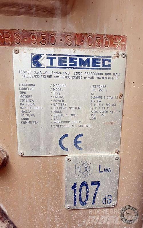 Tesmec TRS950 Ketjukaivurit