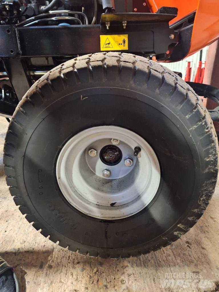 Jacobsen LF570 Väyläleikkuri