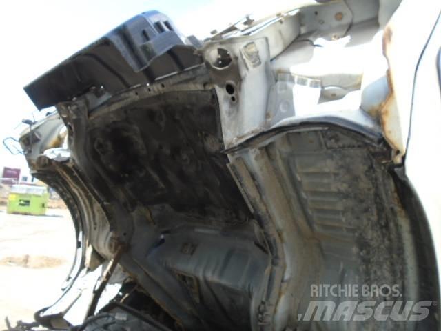 Hino 195 D Umpikorikuorma-autot