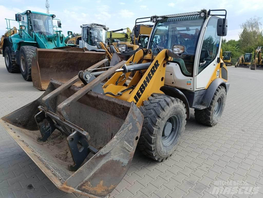 Liebherr L508C Pyöräkuormaajat