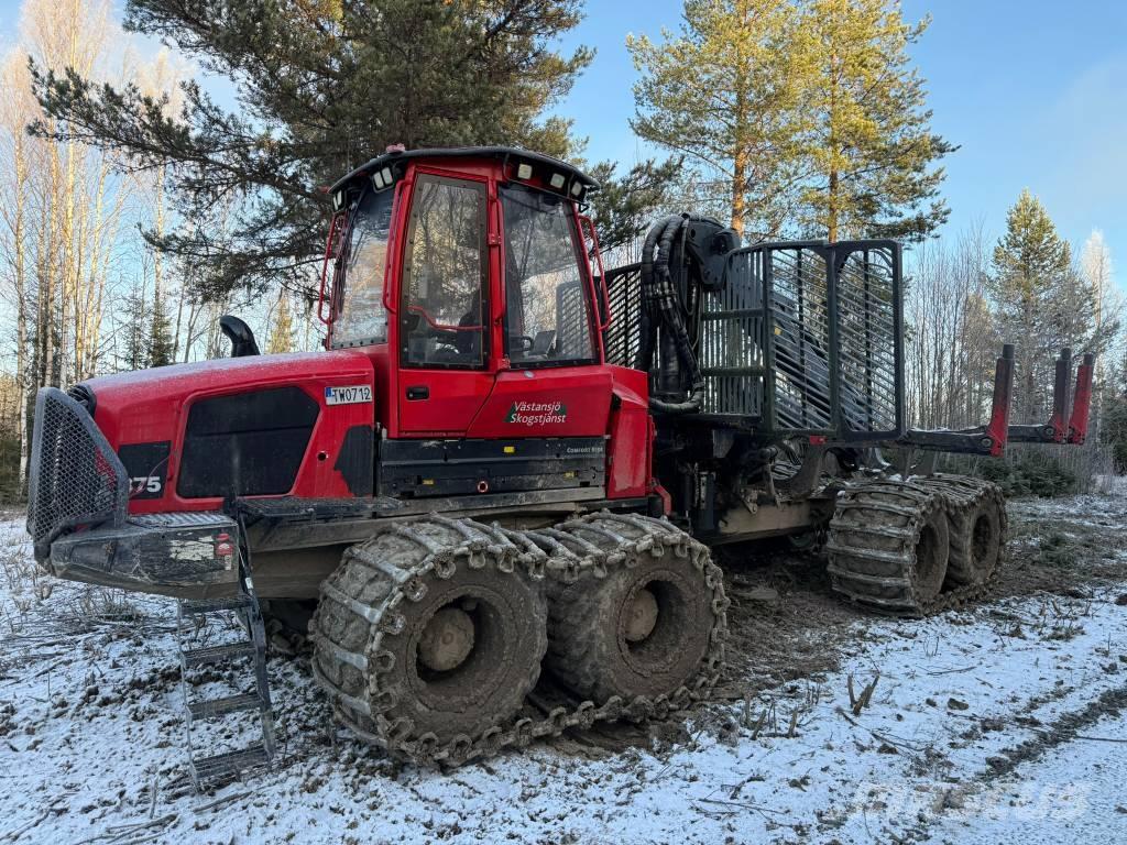 Komatsu 875 Kuormatraktorit