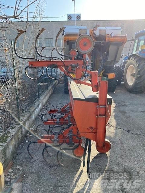  damax D750/6 Riviväliharat