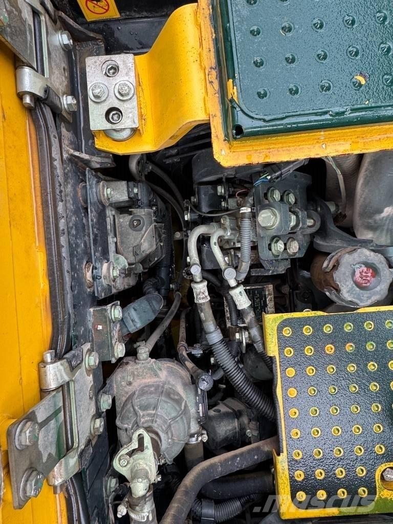 Komatsu PC 138 US-11 Telakaivukoneet