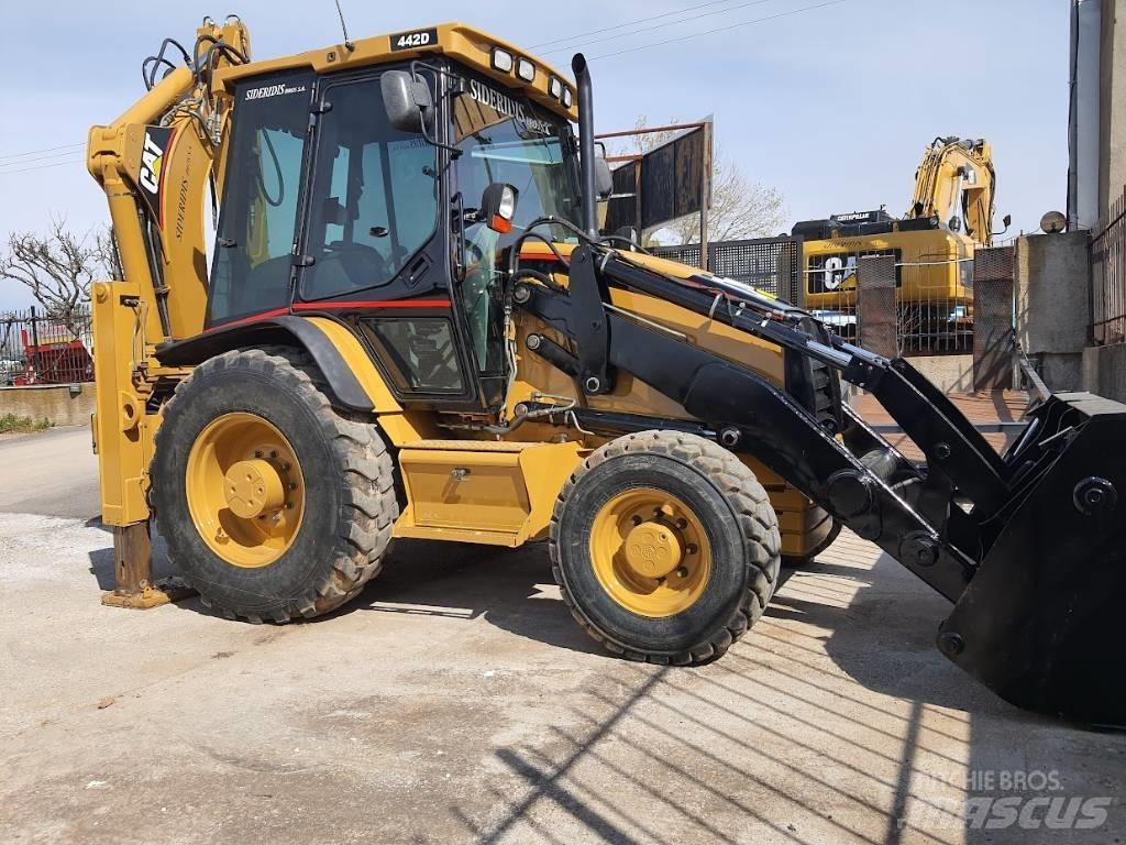 CAT 442 D 4x4 Kaivurikuormaajat