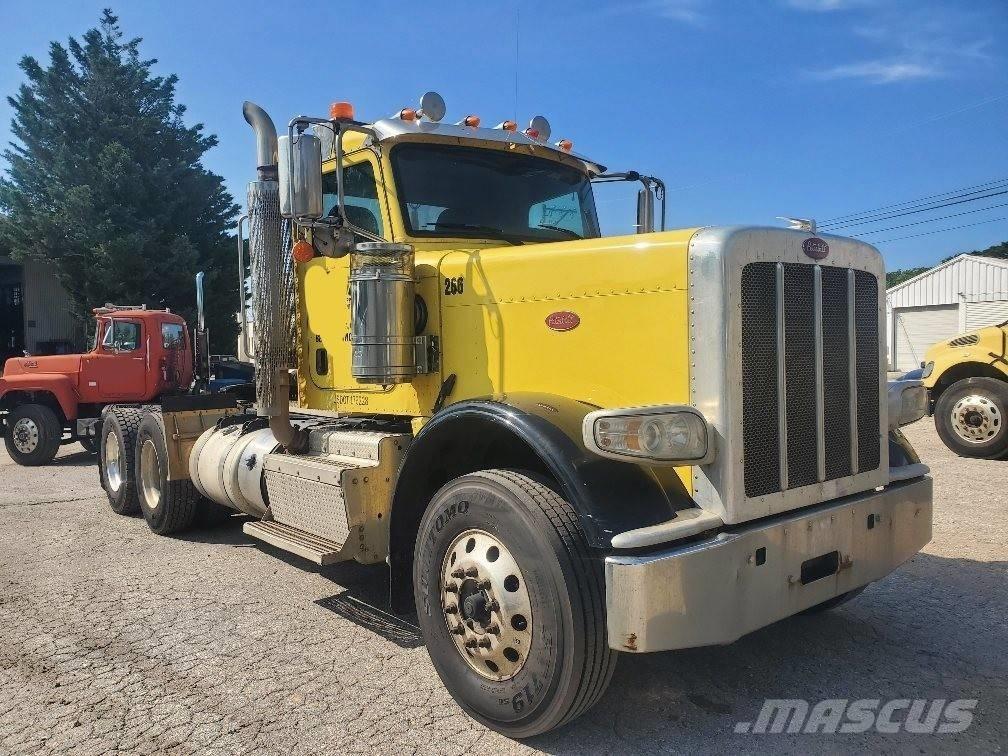 Peterbilt 389 Vetopöytäautot