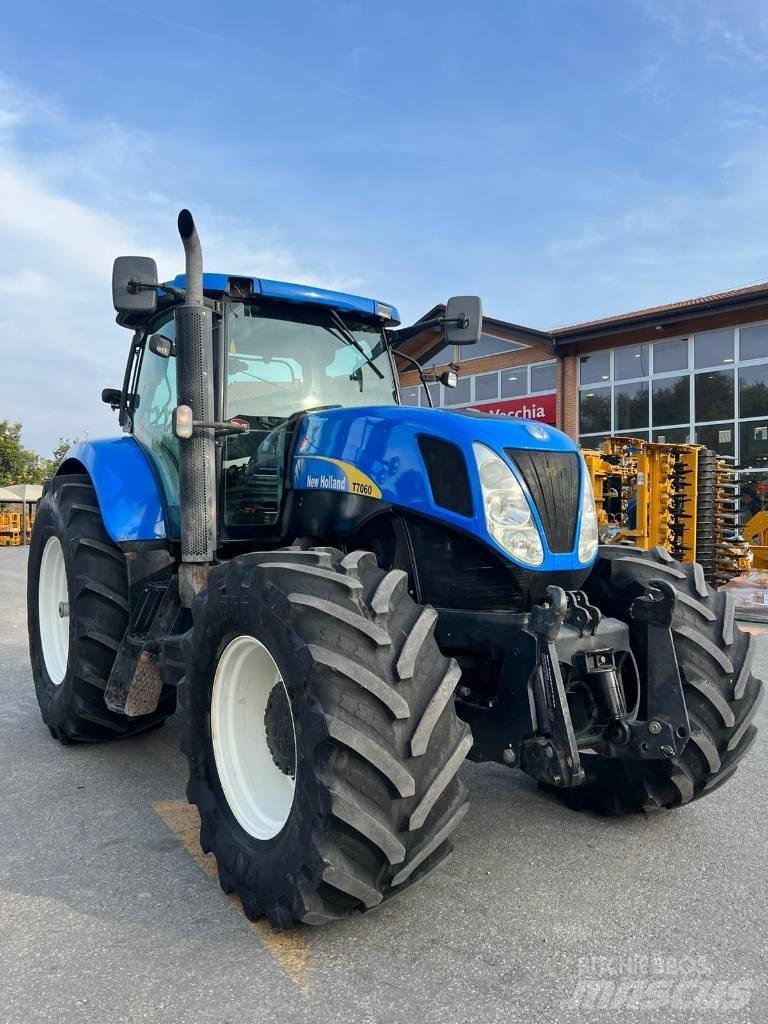 New Holland T 7060 Traktorit