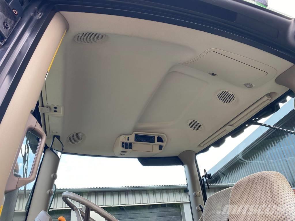 John Deere 6155 R Traktorit