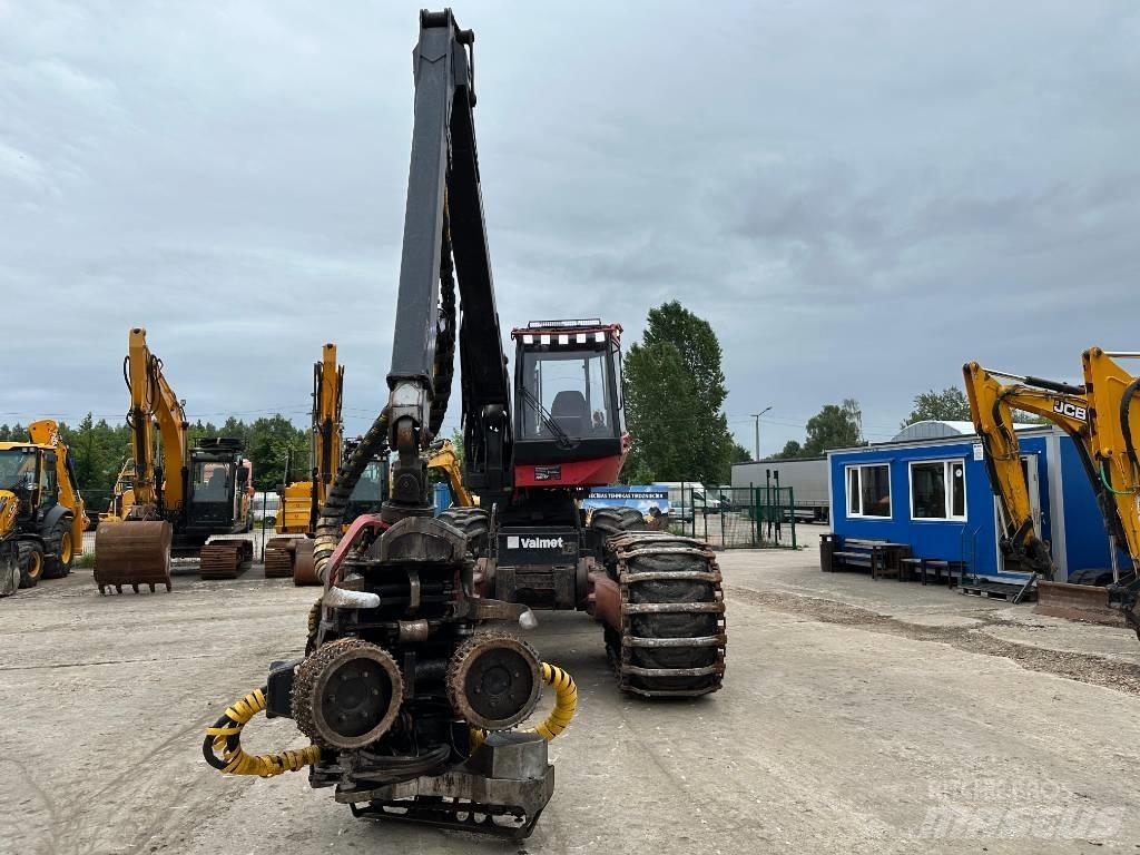 Valmet 911.4 Harvesterit