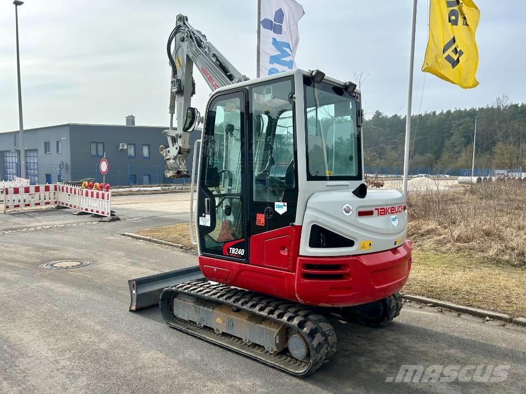 Takeuchi TB 240 Minikaivukoneet < 7t