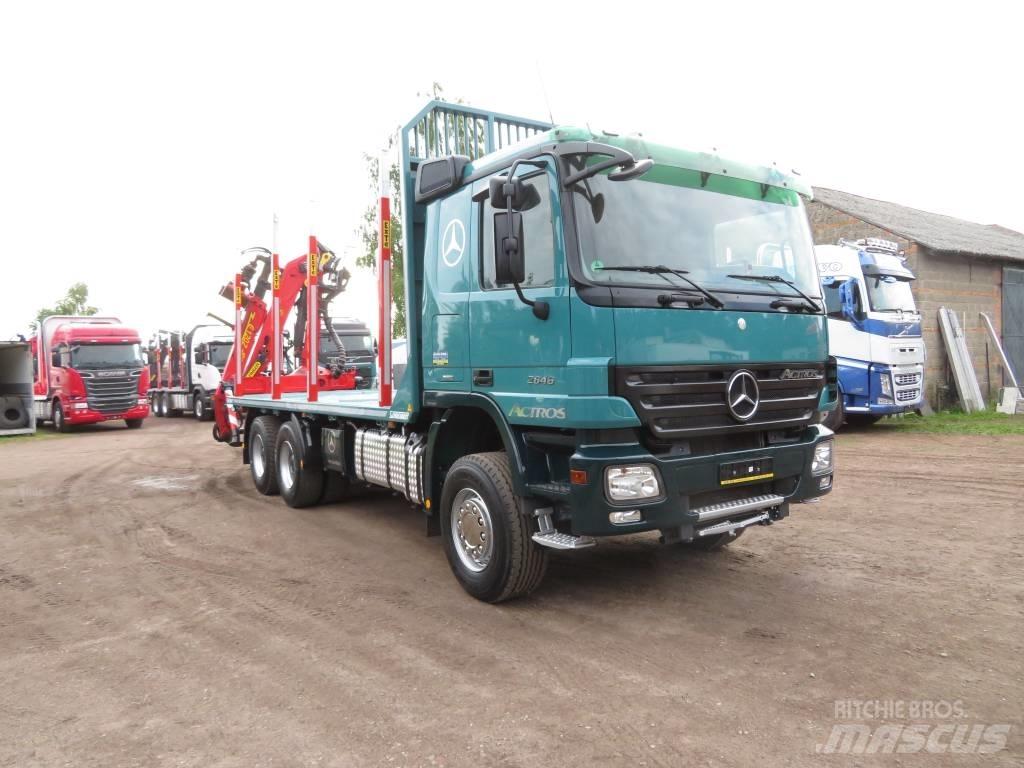 Mercedes-Benz 6X4 Puuautot